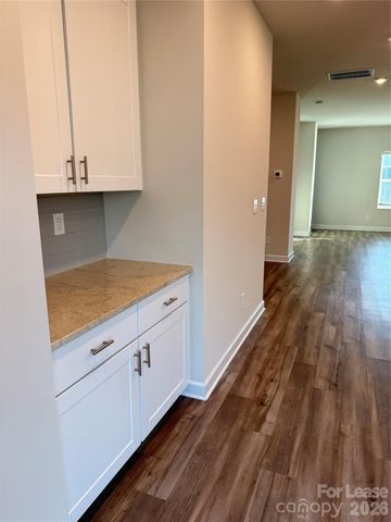 7221 Bryce Avenue, Charlotte, NC 28217