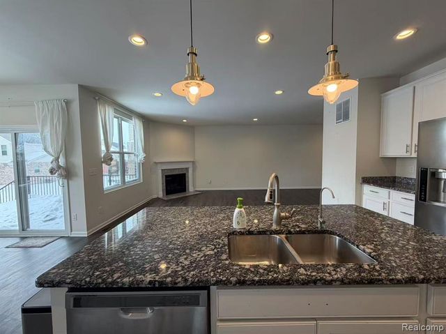 19050 Denali Circle, Northville, MI 48168