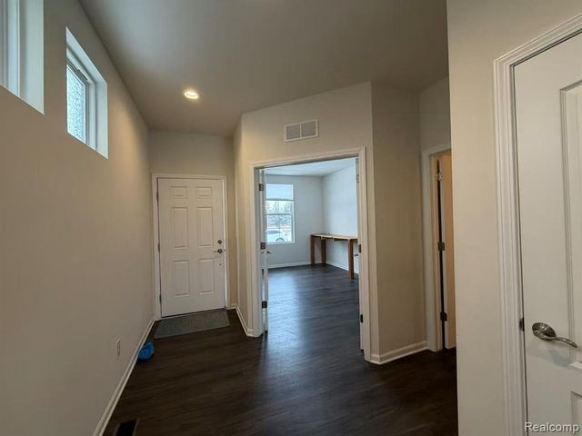 19050 Denali Circle, Northville, MI 48168