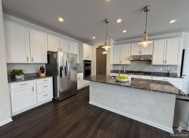 19050 Denali Circle, Northville, MI 48168