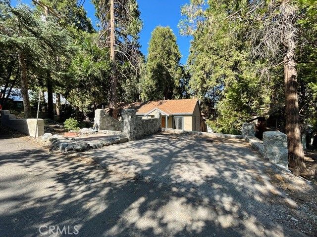 9504 Summit, Forest Falls, CA 92339