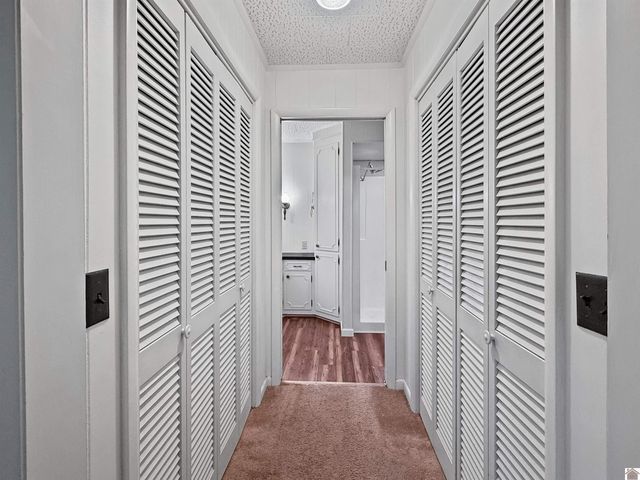 1608 Keenland Dr, Murray, KY 42071