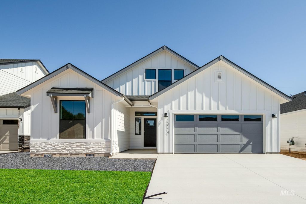 5043 S Bleachfield Ave, Meridian, ID 83642 photo 1