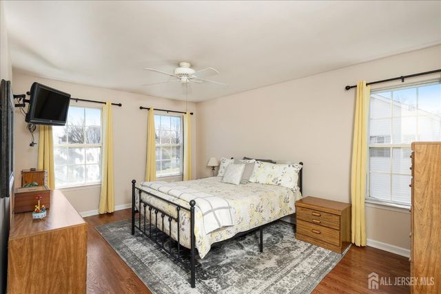 28 Terrier Place, South Brunswick, NJ 08824