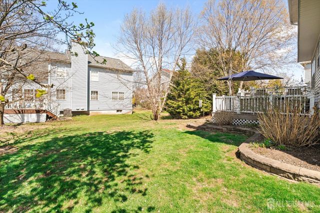 28 Terrier Place, South Brunswick, NJ 08824