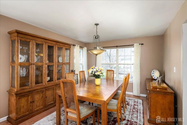 28 Terrier Place, South Brunswick, NJ 08824