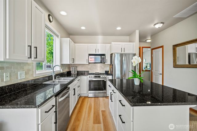 6212 Malloy Avenue, Ferndale, WA 98248