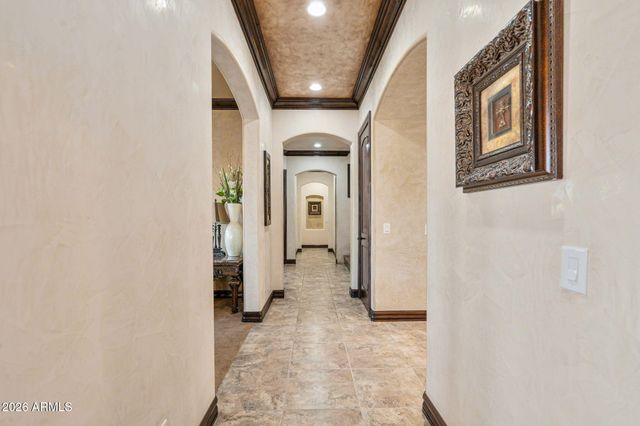 2822 E CONSTANCE Way, Phoenix, AZ 85042