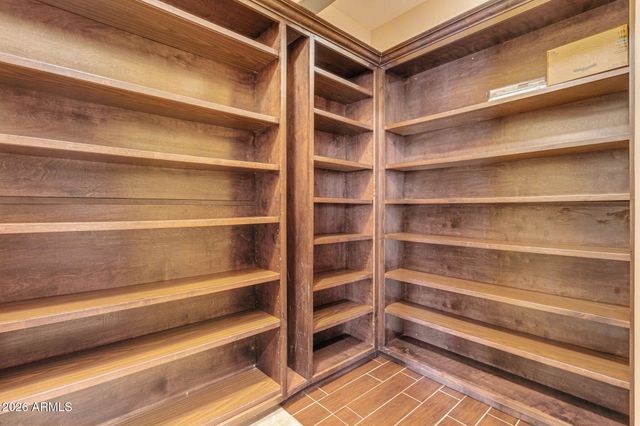 2822 E CONSTANCE Way, Phoenix, AZ 85042