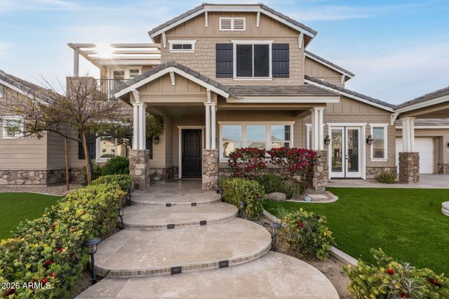 2822 E CONSTANCE Way, Phoenix, AZ 85042