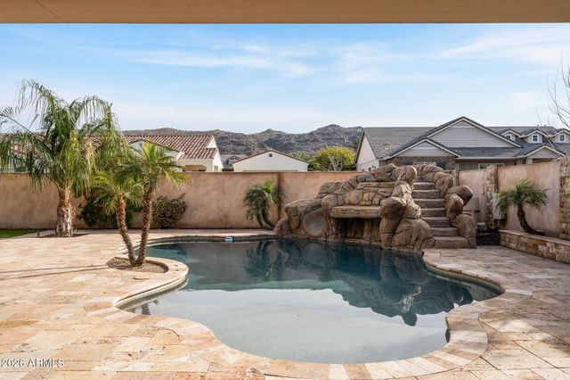 2822 E CONSTANCE Way, Phoenix, AZ 85042