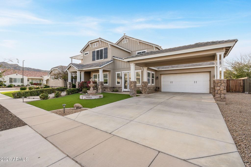 2822 E CONSTANCE Way, Phoenix, AZ 85042 — photo 3