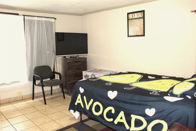 1090 N Race Street, Stephenville, TX 76401
