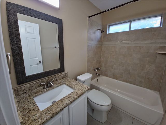 1524 High Pointe Lane, Cedar Hill, TX 75104