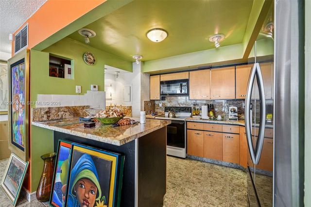 2100 Sans Souci Boulevard B706, North Miami, FL 33181