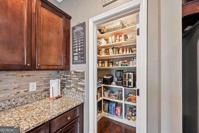 555 Evergreen Way, Jefferson, GA 30549