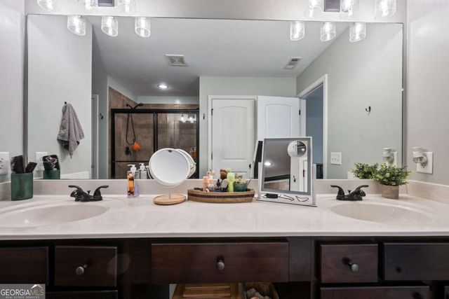 555 Evergreen Way, Jefferson, GA 30549