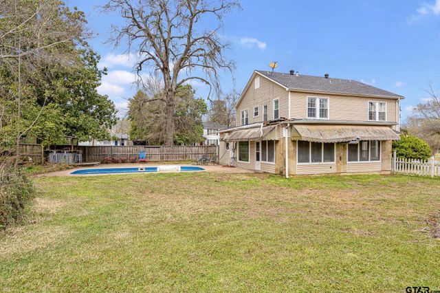 506 E Bryant Street, Troup, TX 75789