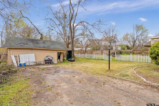 506 E Bryant Street, Troup, TX 75789
