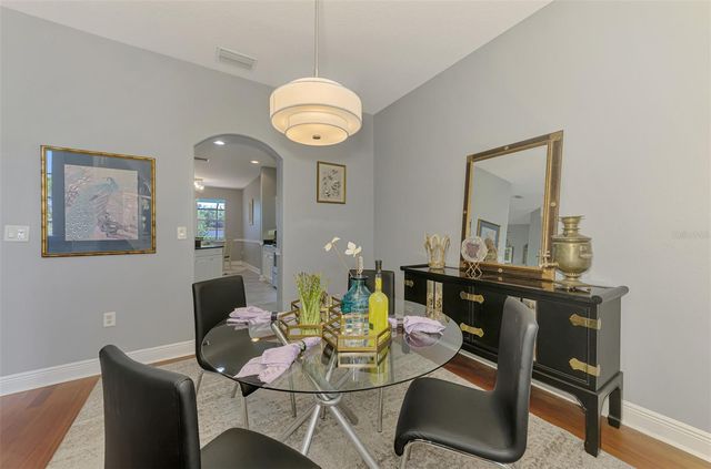 107 WAYFOREST DRIVE, Venice, FL 34292