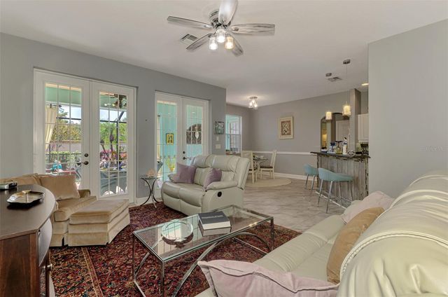 107 WAYFOREST DRIVE, Venice, FL 34292