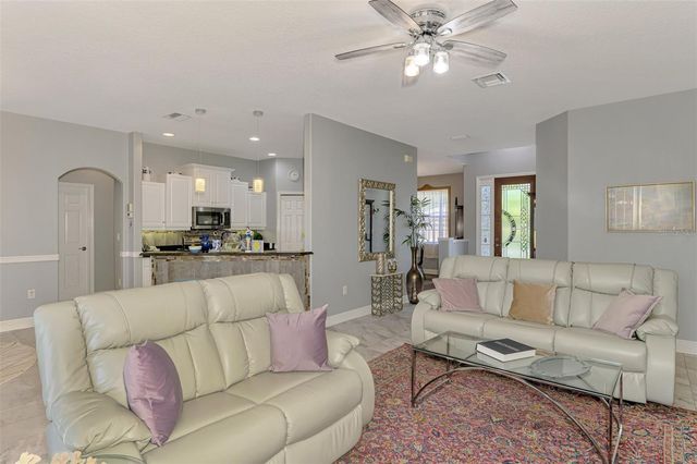 107 WAYFOREST DRIVE, Venice, FL 34292