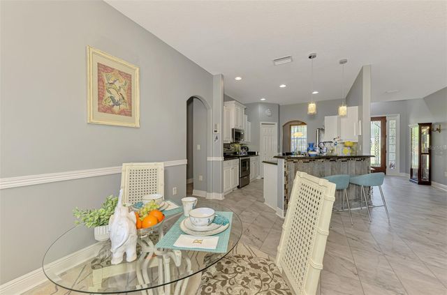 107 WAYFOREST DRIVE, Venice, FL 34292