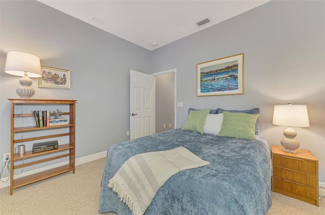 107 WAYFOREST DRIVE, Venice, FL 34292