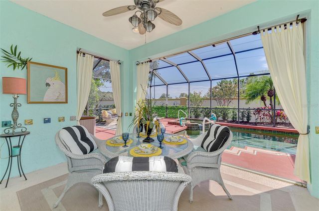 107 WAYFOREST DRIVE, Venice, FL 34292