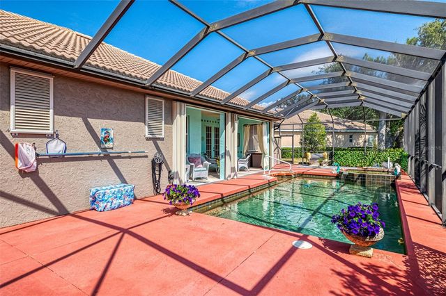 107 WAYFOREST DRIVE, Venice, FL 34292