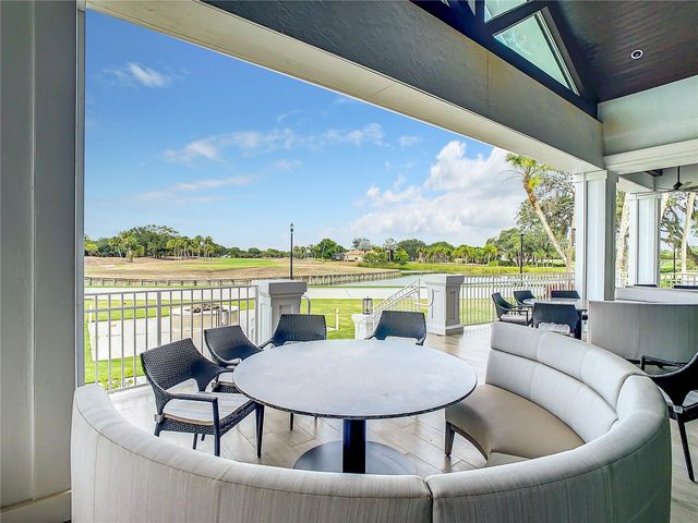 107 WAYFOREST DRIVE, Venice, FL 34292