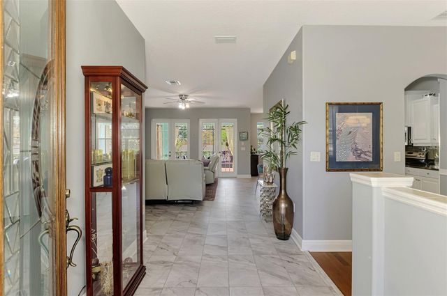 107 WAYFOREST DRIVE, Venice, FL 34292