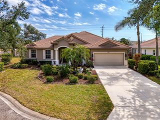107 WAYFOREST DRIVE, Venice, FL 34292