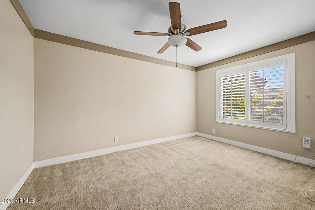 Image 24 of property listing at 9251 E JENAN Drive, Scottsdale, AZ 85260