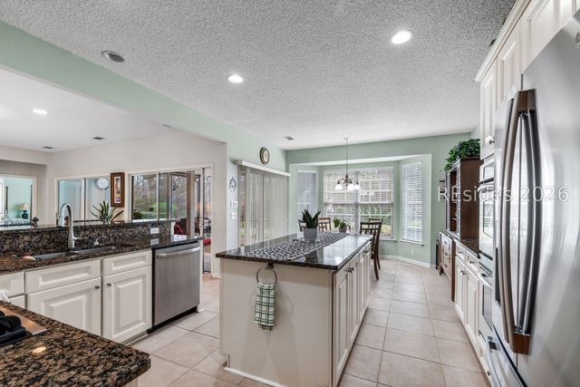 19 Landmark Ln, Bluffton, SC 29909