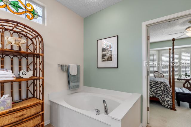 19 Landmark Ln, Bluffton, SC 29909