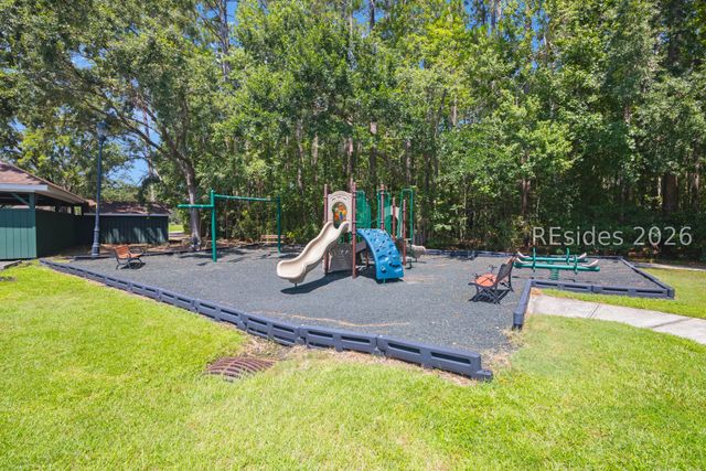 19 Landmark Ln, Bluffton, SC 29909
