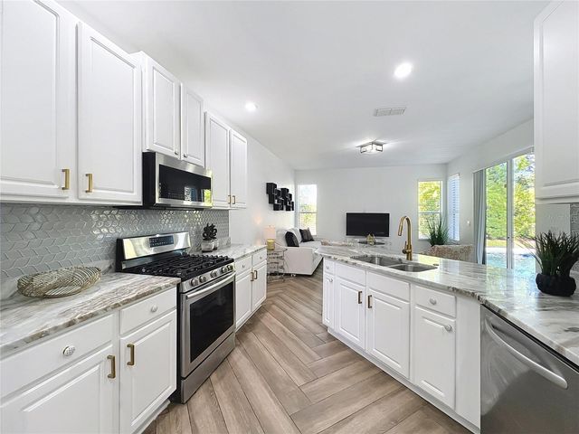 1077 LASCALA DRIVE, Windermere, FL 34786