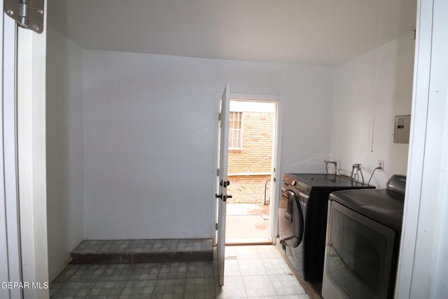 5409 Edmonton Avenue, El Paso, TX 79924