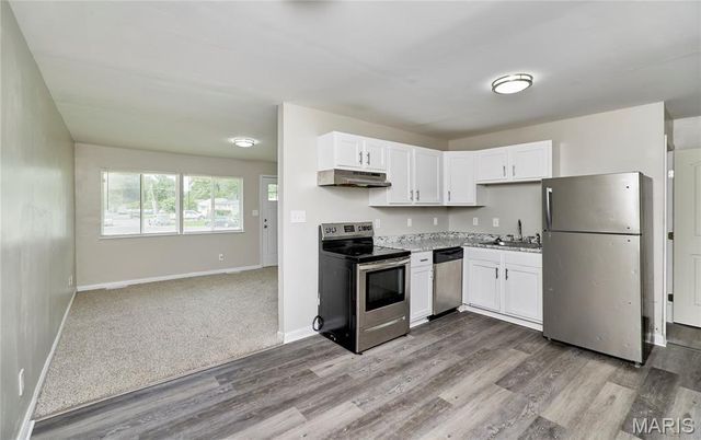 1915 Curtis Court, St Louis, MO 63031