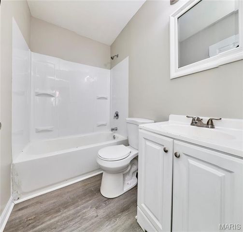 1915 Curtis Court, St Louis, MO 63031