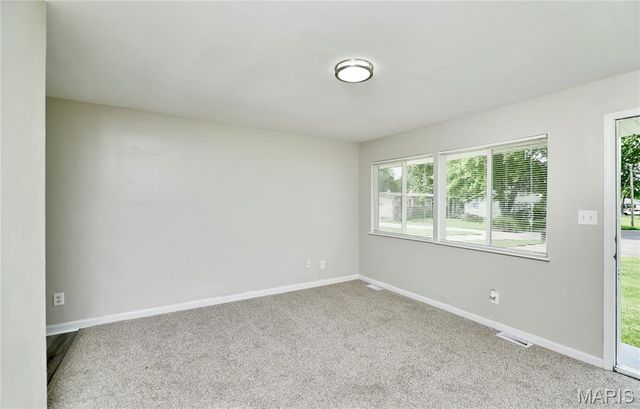 1915 Curtis Court, St Louis, MO 63031