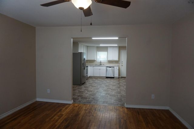 502 GLENDALE STREET, Burkburnett, TX 76354