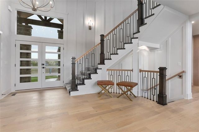 2033 SW Red Barn Road, Lee's Summit, MO 64082