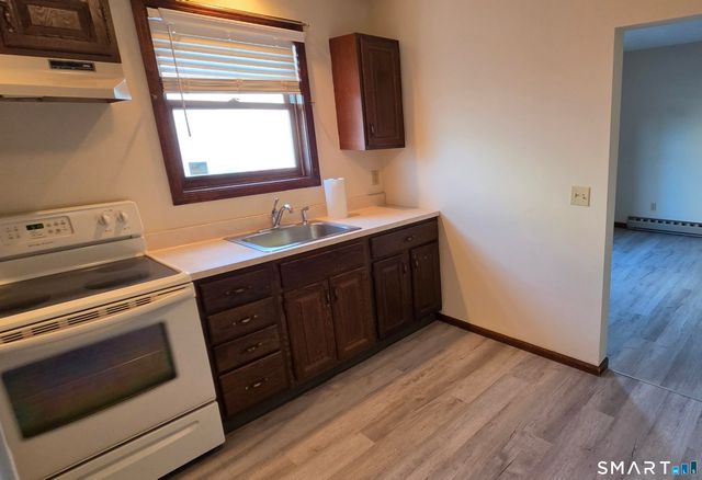 132 Greenwood Avenue 2B, Bethel, CT 06801