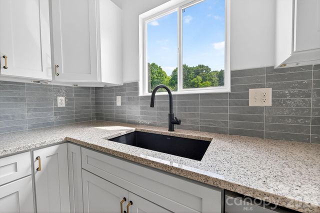 402 Pine Grove Avenue, Cherryville, NC 28021
