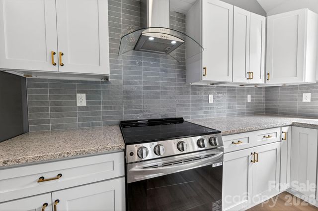 402 Pine Grove Avenue, Cherryville, NC 28021
