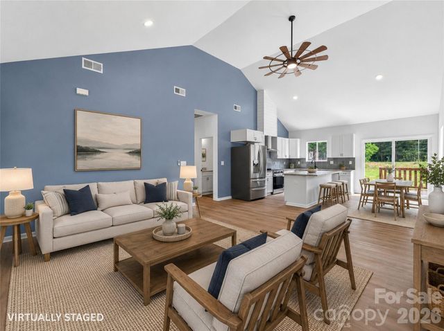 402 Pine Grove Avenue, Cherryville, NC 28021