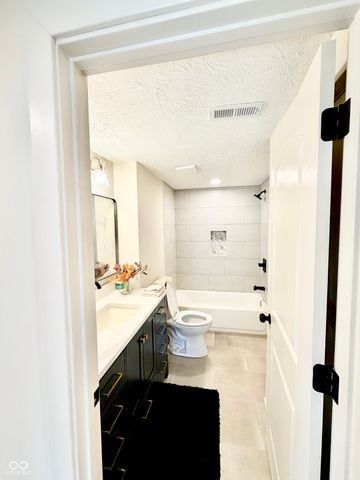 1843 Kildare Avenue, Indianapolis, IN 46218