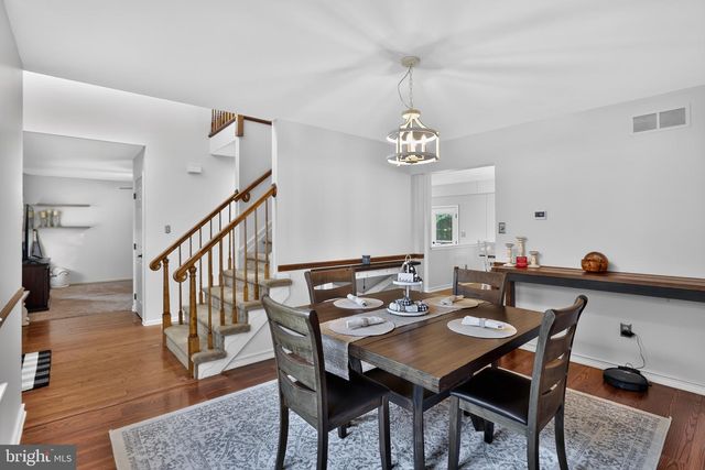 999 KENSINGTON DR, Eastampton, NJ 08060